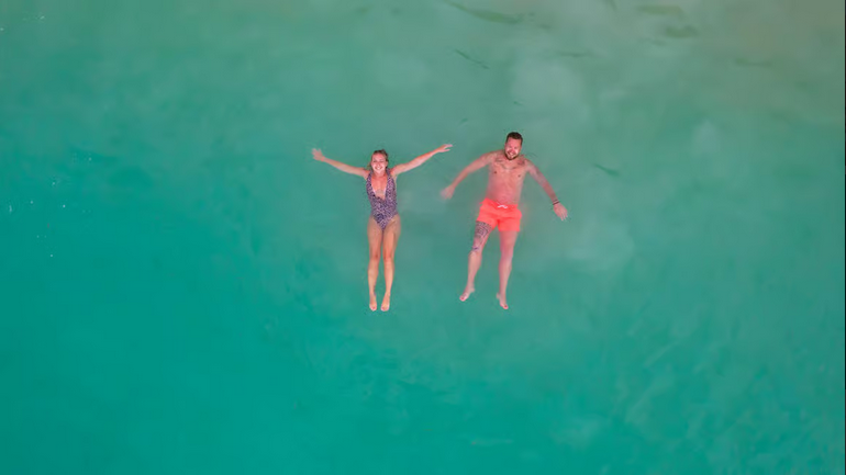 Photoshoot at Mont Choisy Beach 4
